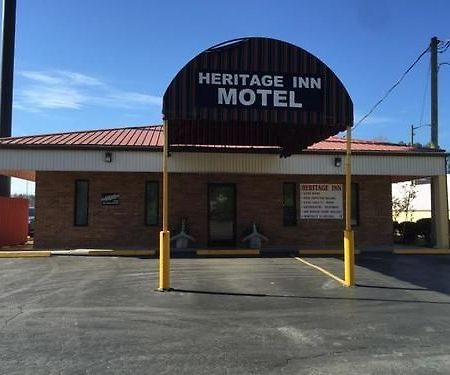 Heritage Inn Cleveland Exterior photo